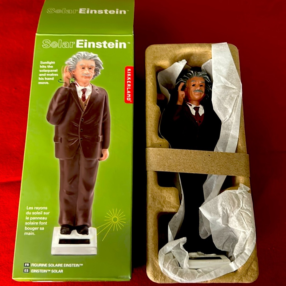 Solar Einstein figurine